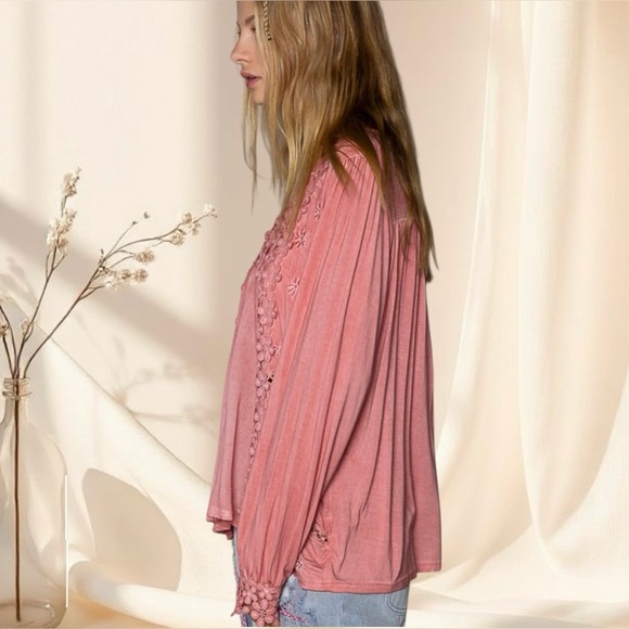 POL Pink Floral Appliqué Embroidered Top | Woven Long Sleeve with Scalloped Trim - Picture 6 of 8